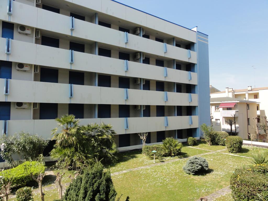 Residence Acapulco Bibione Zewnętrze zdjęcie